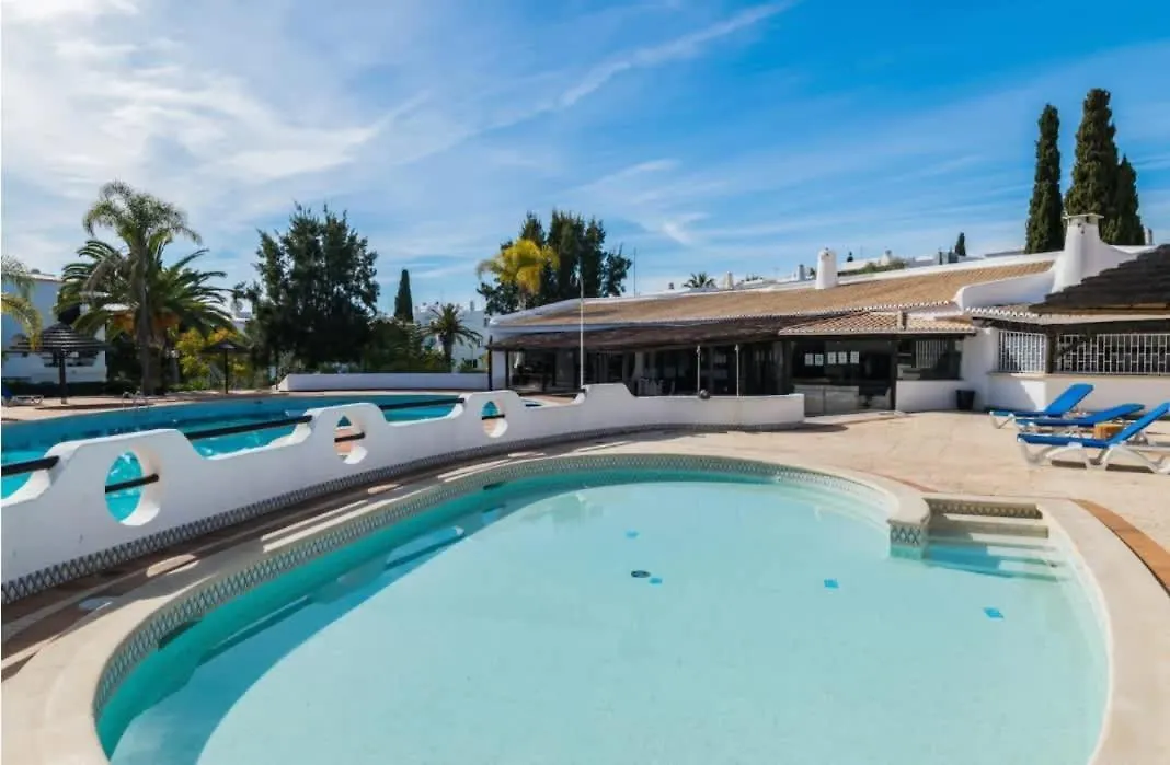 Apartment Luna - Resort With A Pool Area With A Lounge Bar البوفيرا بيت للعطل